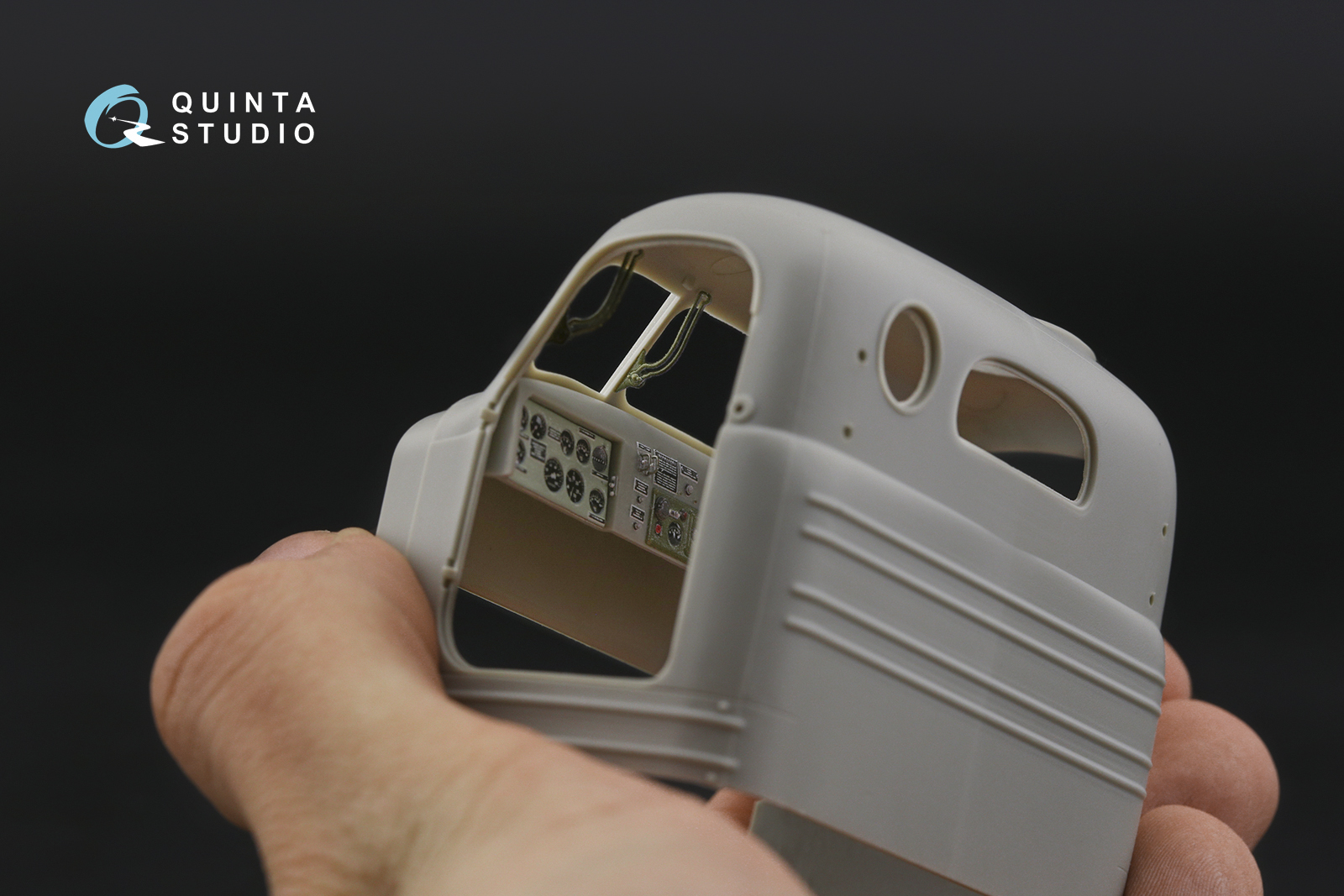 AT-T/BTM-3 3D-Printed & coloured Interior on decal paper (Trumpeter)