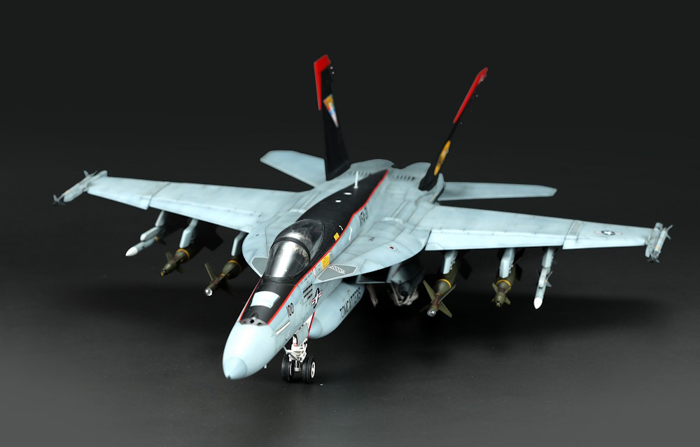 Boeing F/A-18E - Super Hornet Boeing F/A-18E - Super Hornet