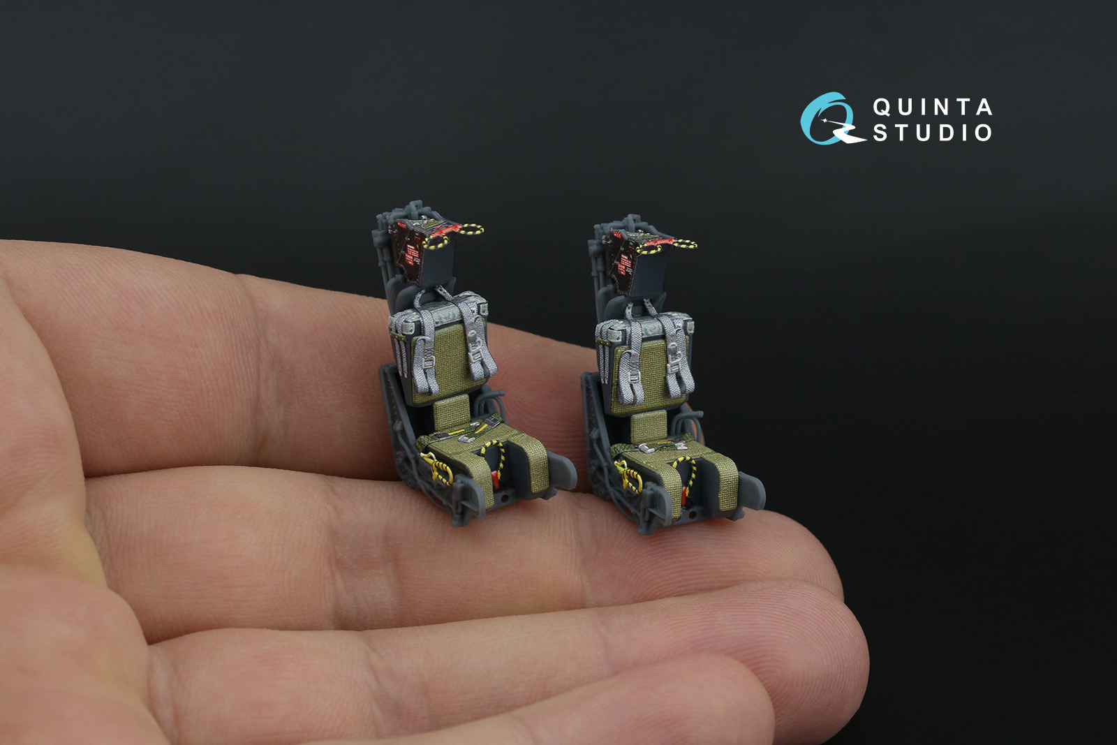 GRU-7A late, 2 ejection seats for F-14 A/F-14B (Hasegawa, GWH)