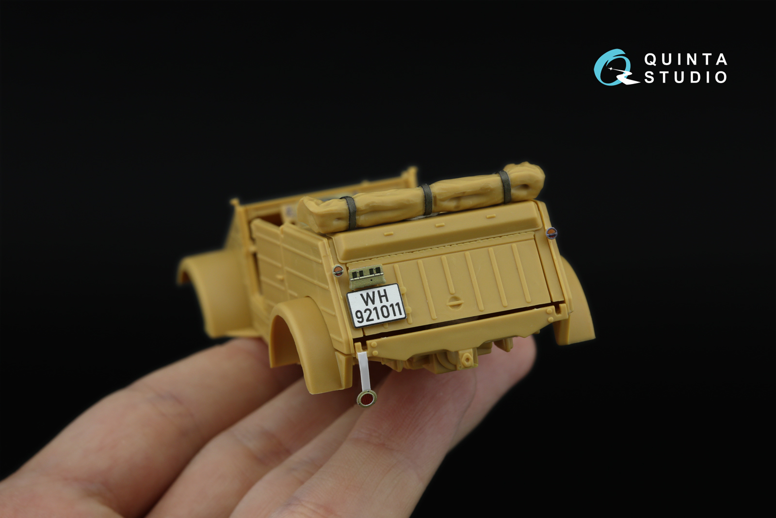Kubelwagen Type 82 3D-Printed & coloured Interior on decal paper (Hero)