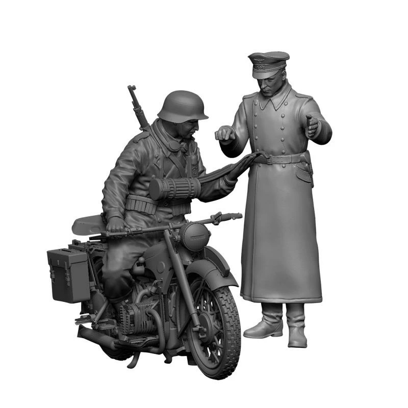 R12 - German Heavy Motorcycle with Rider and Officer