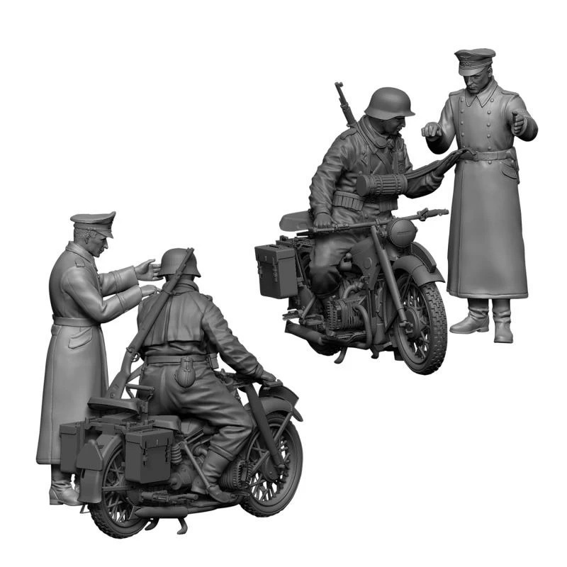 R12 - German Heavy Motorcycle with Rider and Officer