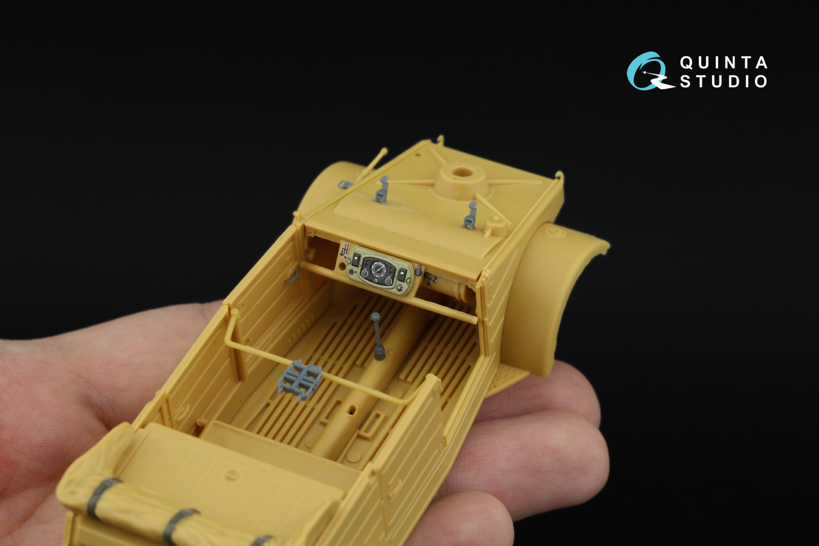 Kubelwagen Type 82 3D-Printed & coloured Interior on decal paper (Hero) (with 3D-printed resin parts)