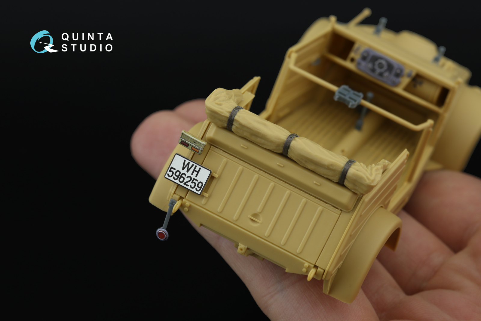 Kubelwagen Type 82 3D-Printed & coloured Interior on decal paper (Tamiya) (with 3D-printed resin parts)