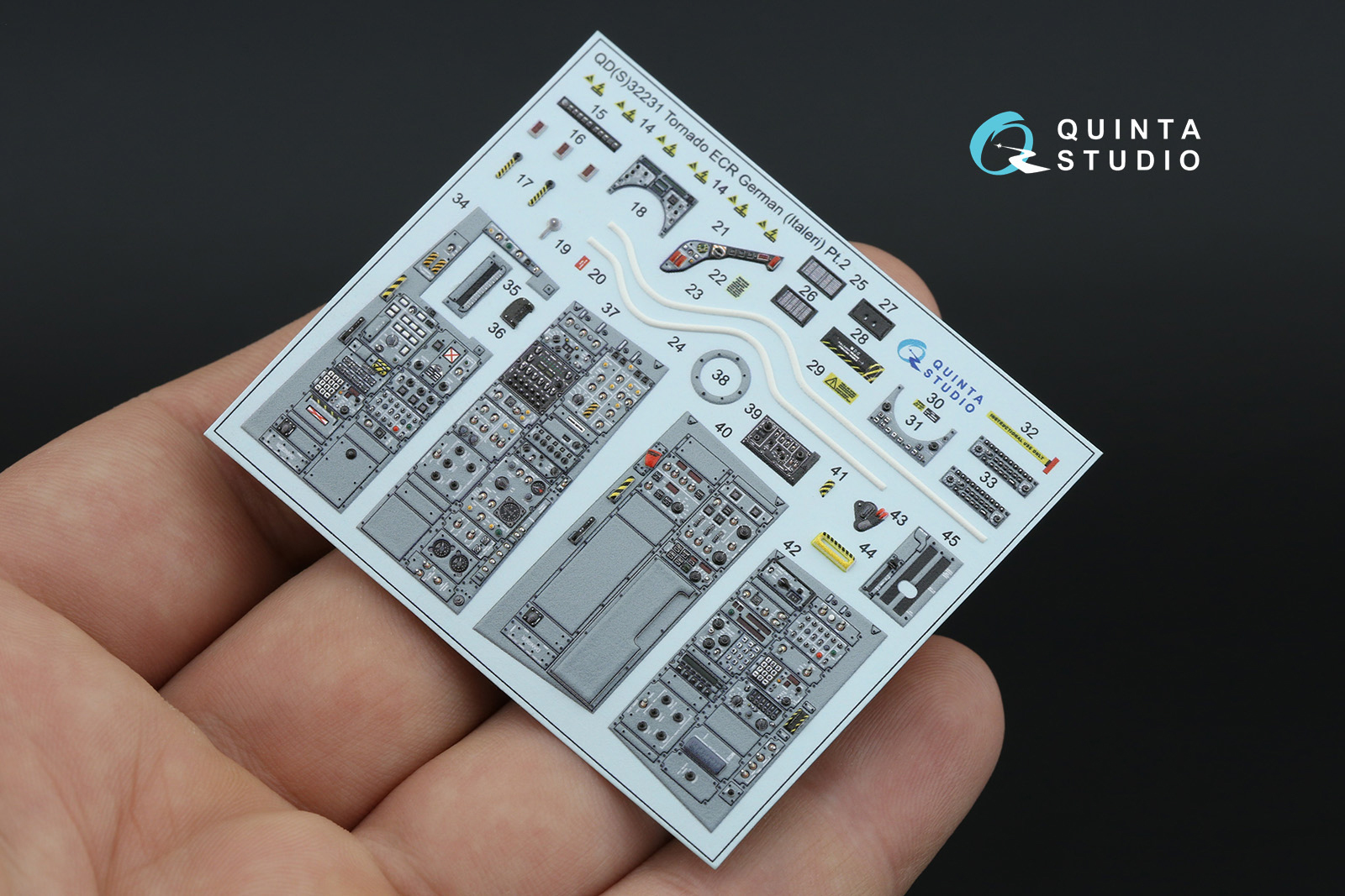 Tornado ECR German 3D-Printed & coloured Interior on decal paper (Italeri) (with 3D-printed resin parts)