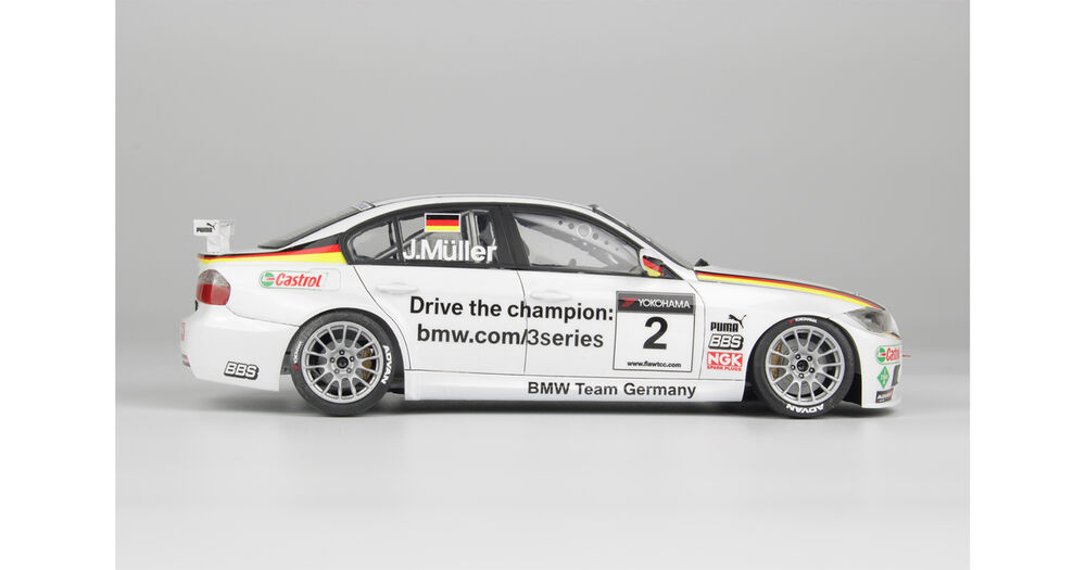 BMW 320si [E90] WTCC BRANDS HATCH 2008 Winner