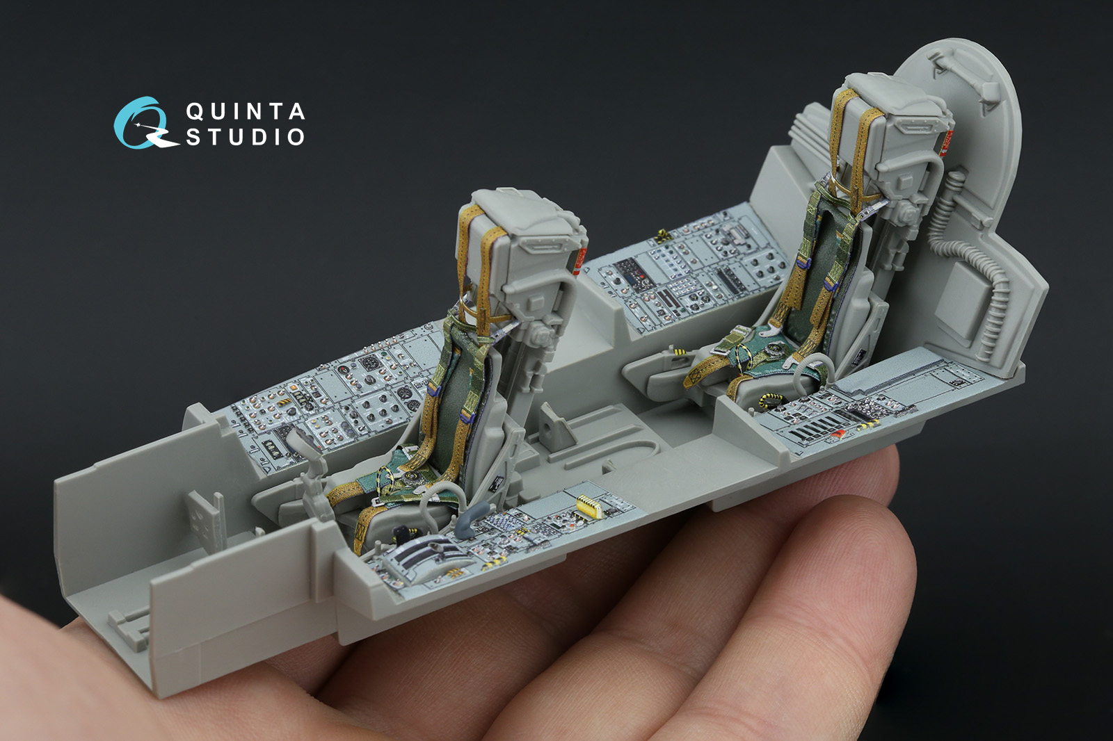 Tornado Gr.4 3D-Printed & coloured Interior on decal paper (Italeri) (with 3D-printed resin parts)