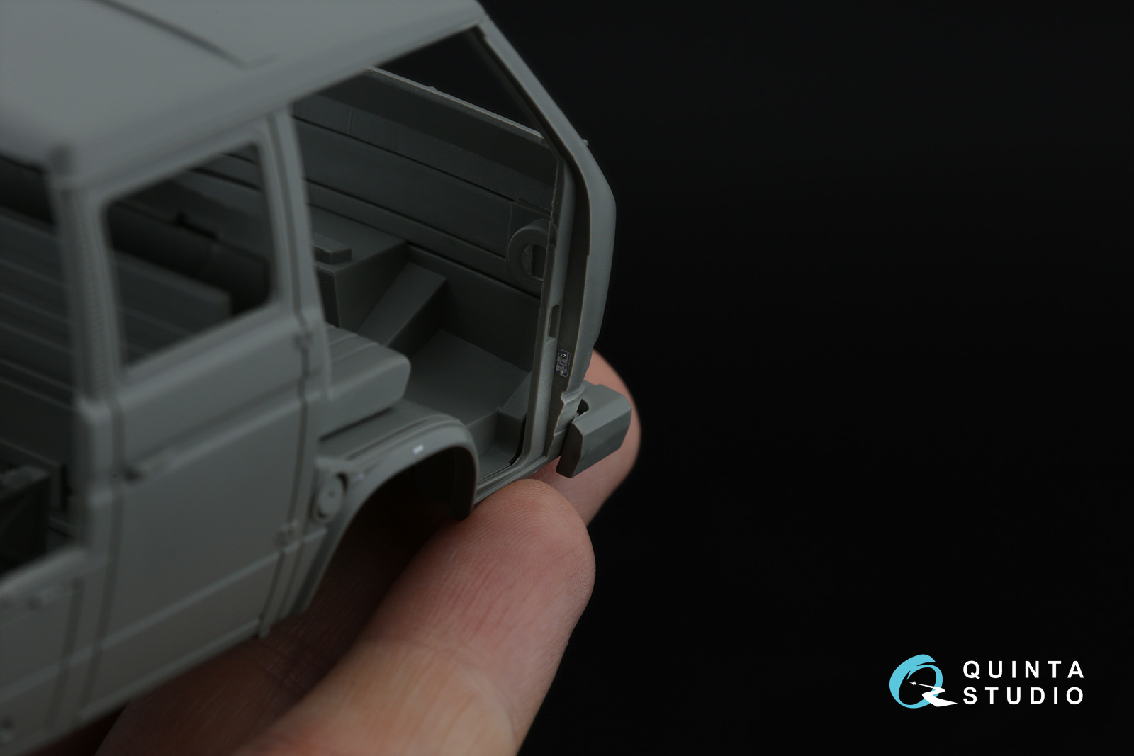 Bundeswehr VW T3 Family 3D-Printed & coloured Interior on decal paper (Takom)