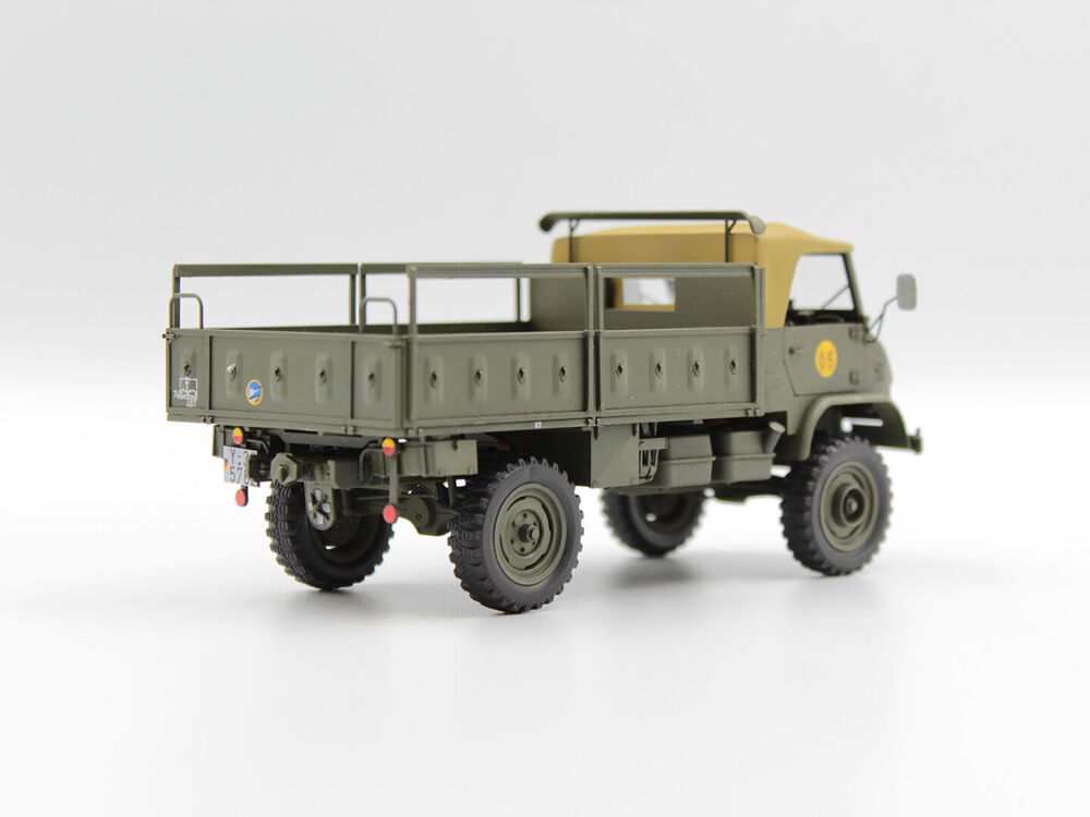 Unimog S 404